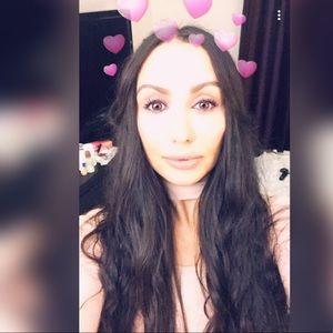 Meet your Posher, Lina